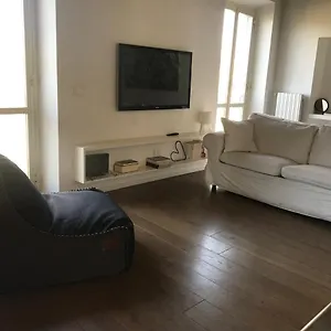 Over The Tiber Loft Roma
